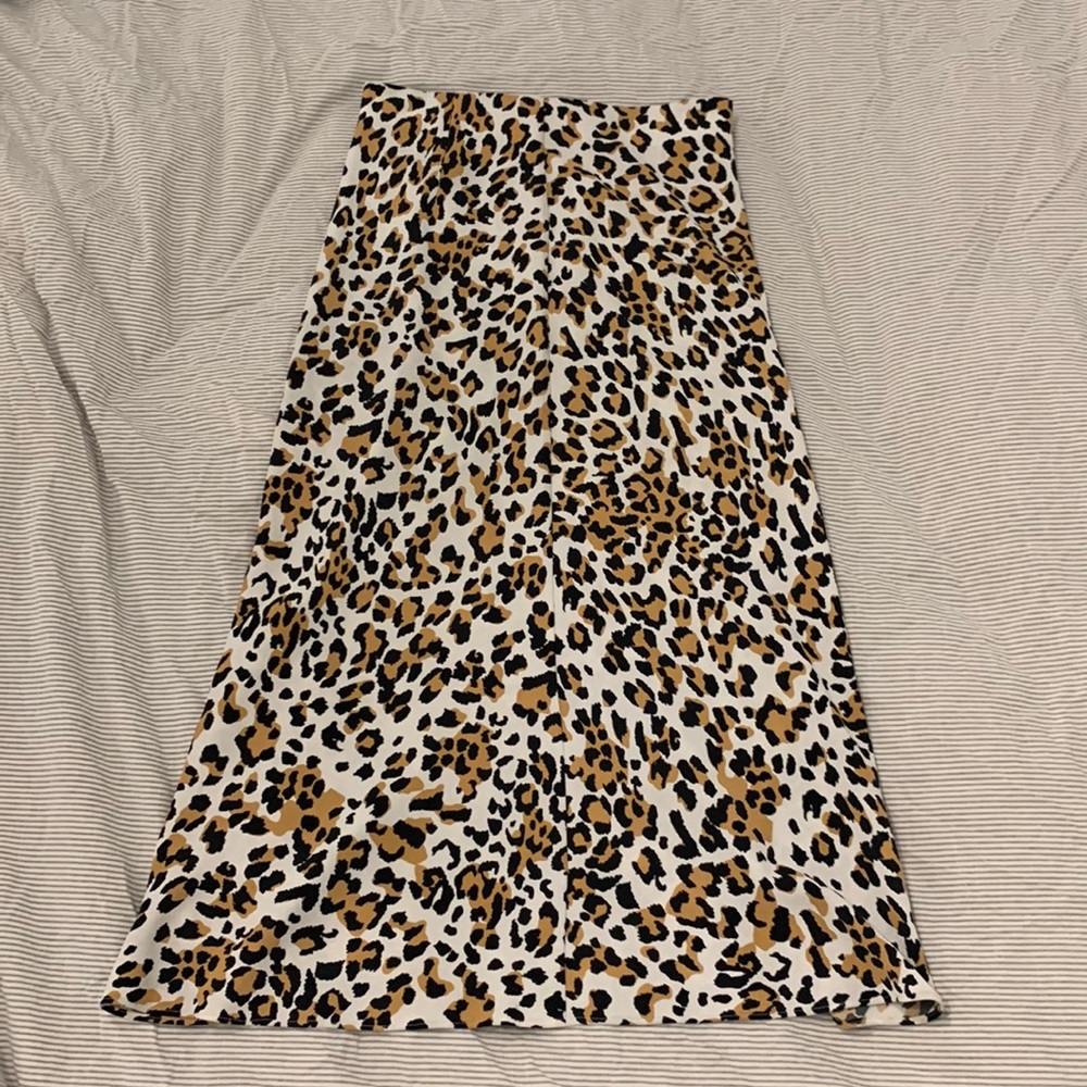 Leopard print skirt